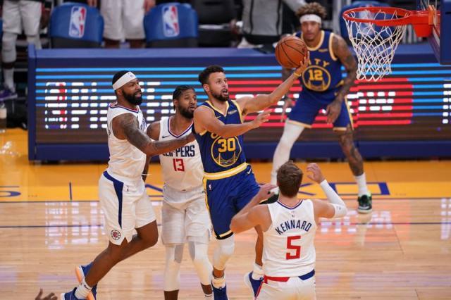 开云下载-库里哑火勇士崩盘！泰伦·卢为全联盟提供防守范本